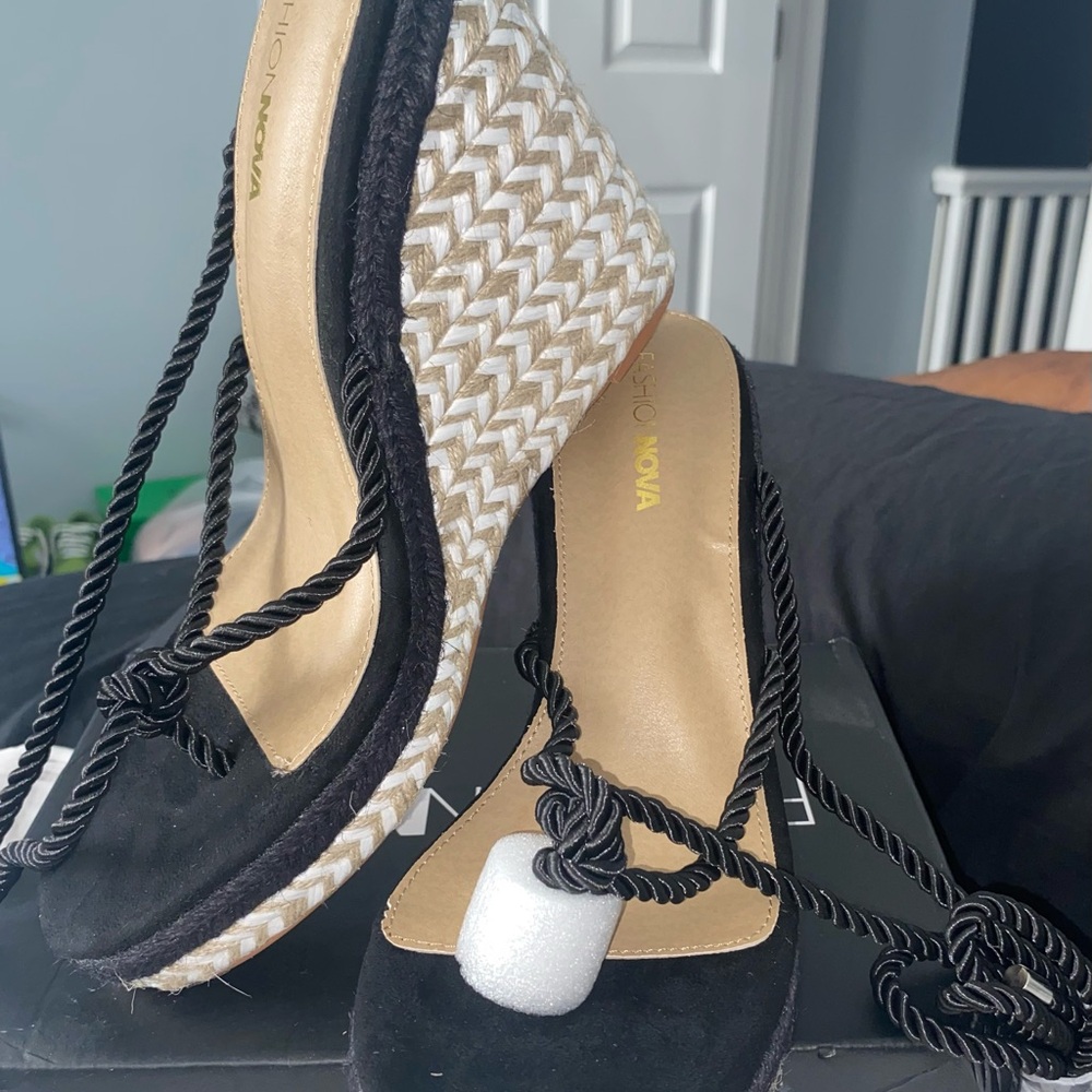 Fashion Nova Black and Gold Wedges